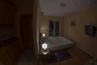 Апартаменты Apartments Gugolj M&M Херцег-Нови Апартаменты-студио с видом на море-5